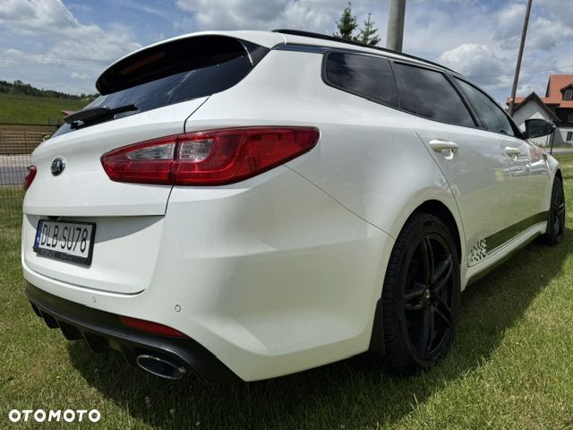 Kia Optima - 14