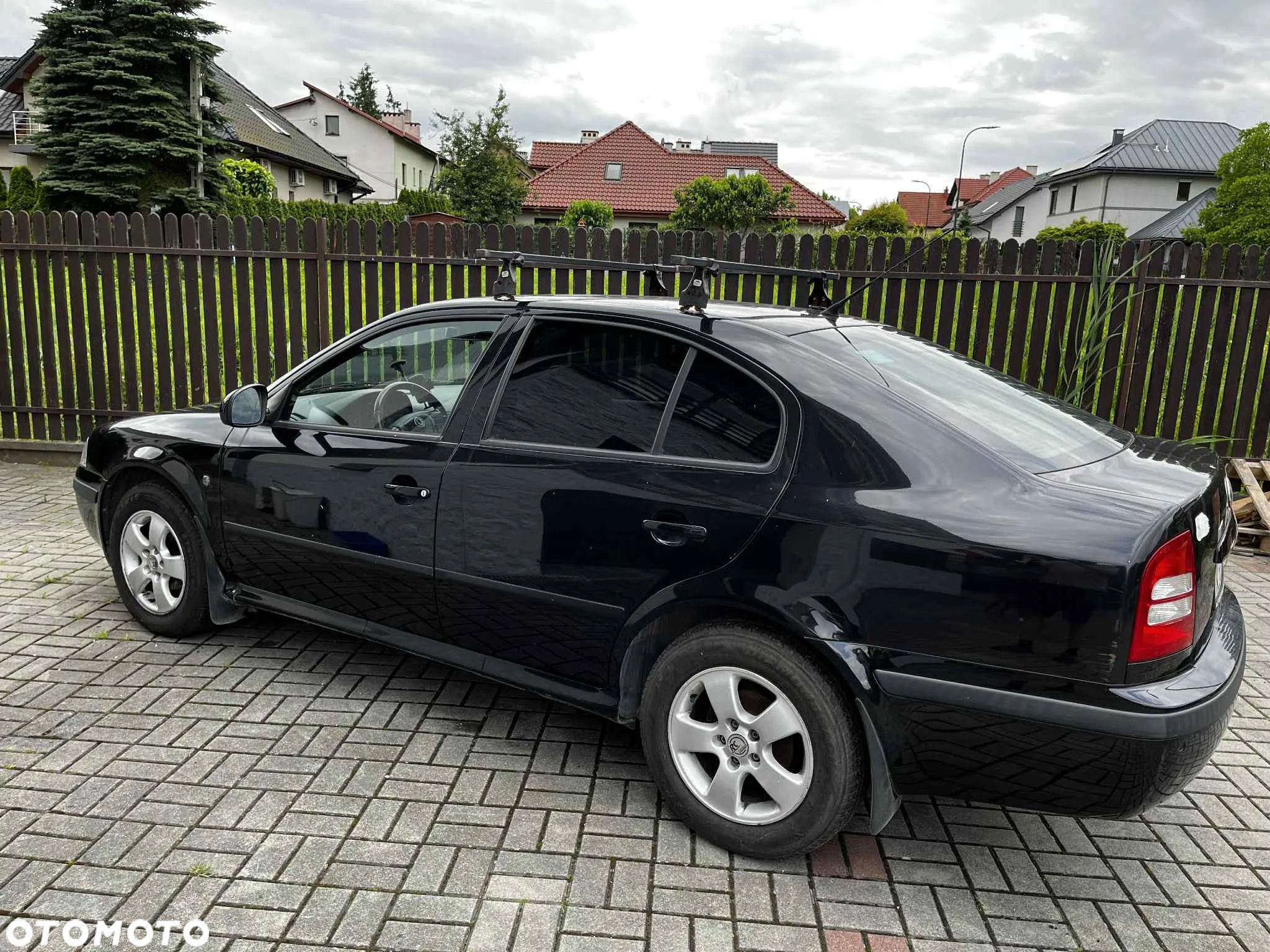 Skoda Octavia 1.6 Tour - 1