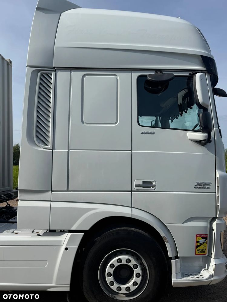 DAF XF 106 460 przedlift - 7