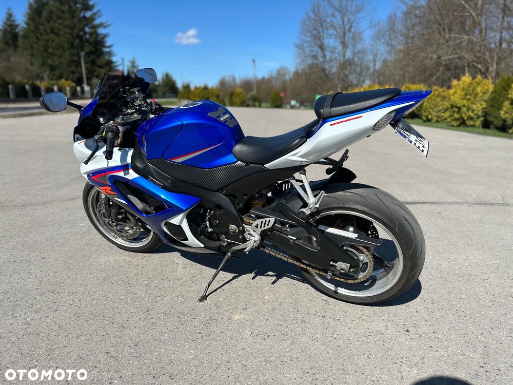 Suzuki GSX-R - 7