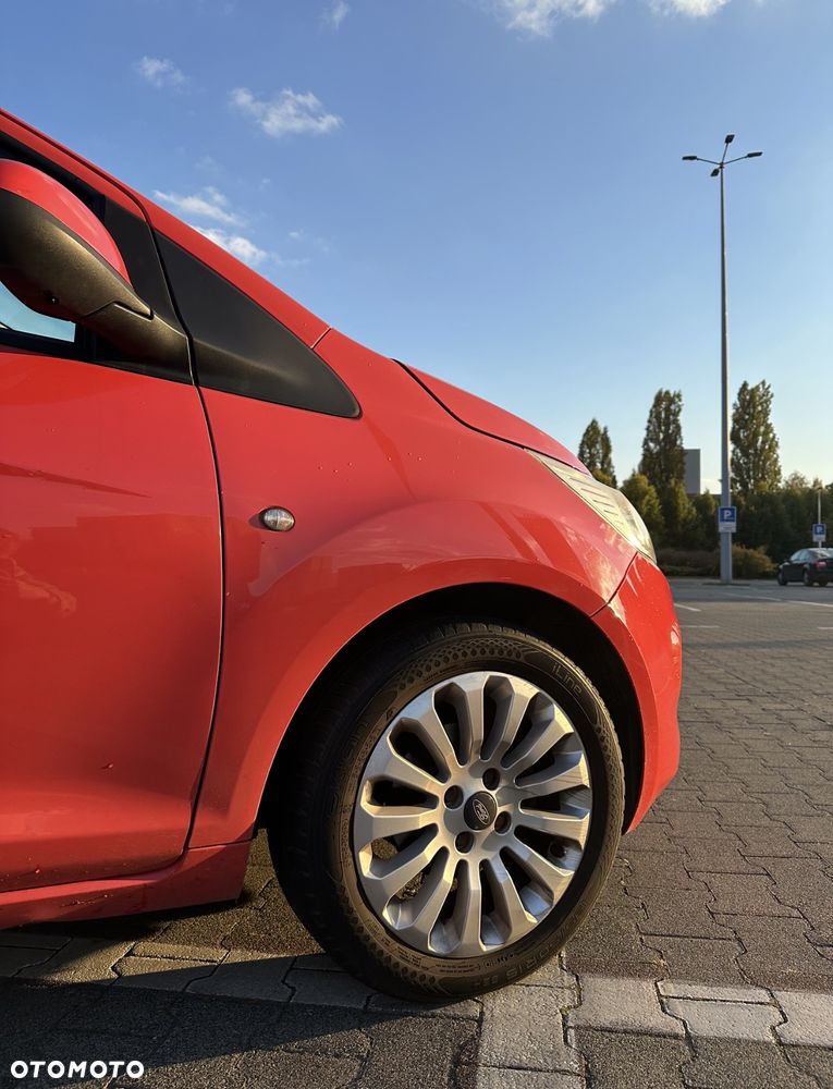 Ford KA 1.3 - 12