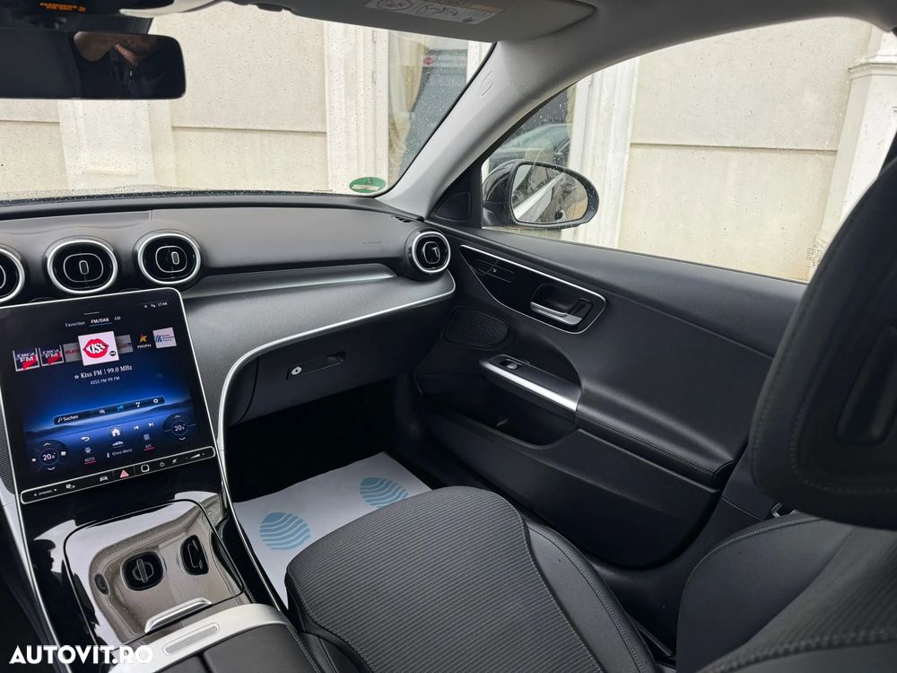 Mercedes-Benz C - 18