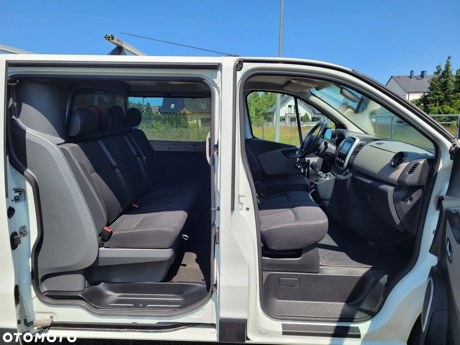 Renault Trafic Long 6-osób Auto-Warsztat - 9