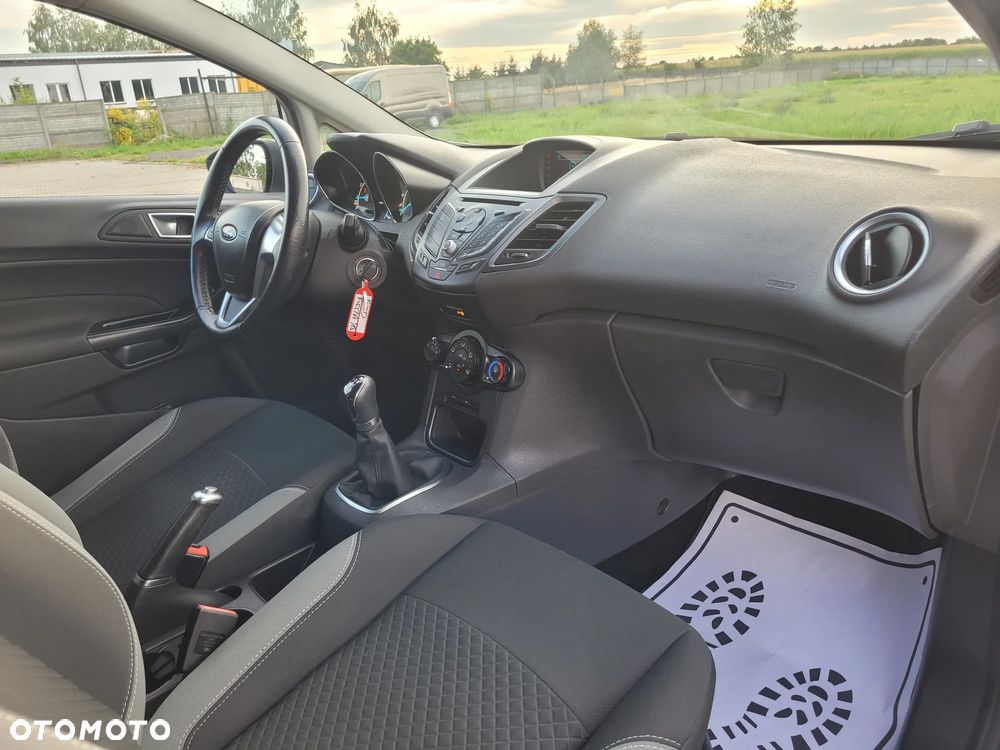 Ford Fiesta - 17