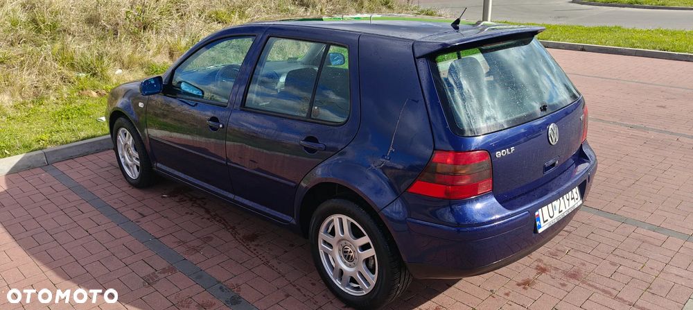Volkswagen Golf 2.0 GT - 1