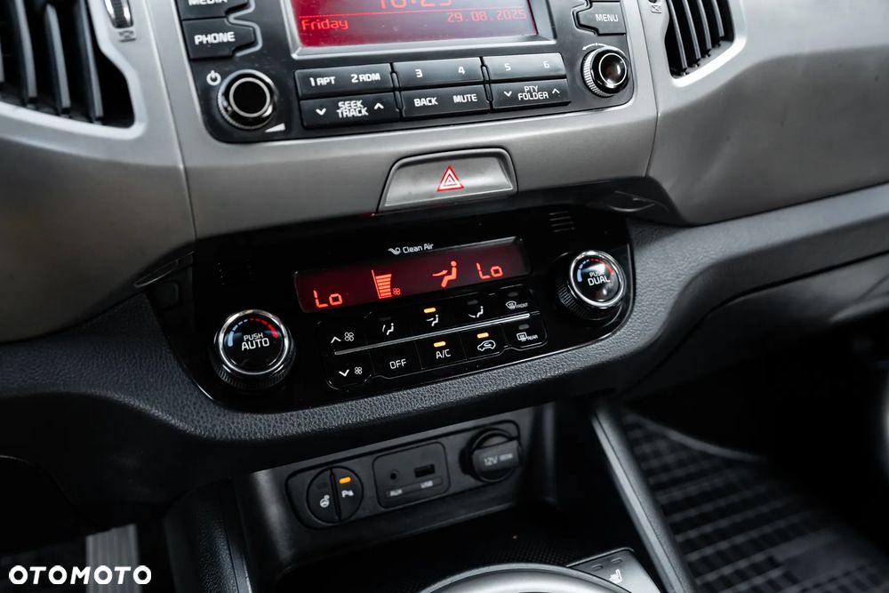 Kia Sportage 1.6 GDI Business Line M 2WD - 26