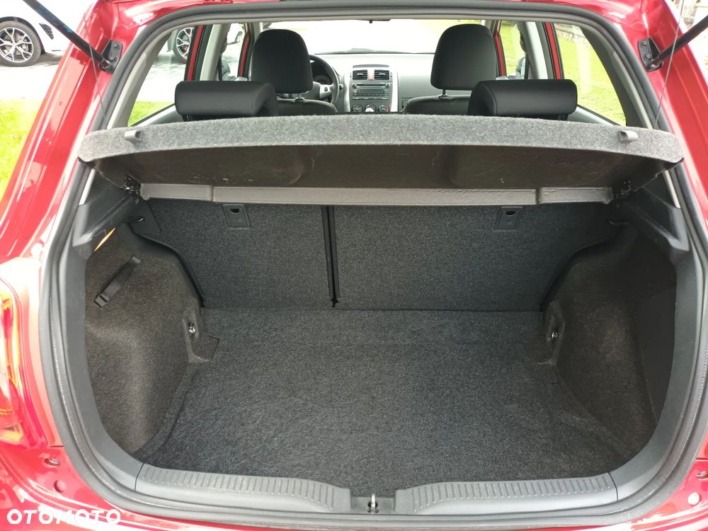Toyota Auris - 15