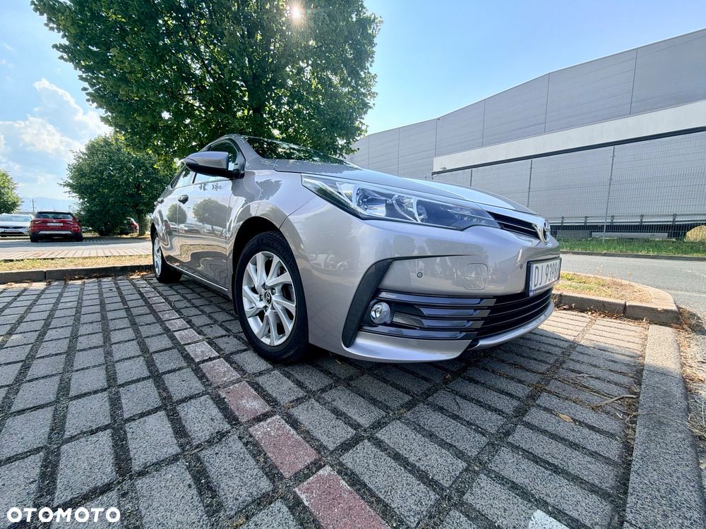 Toyota Corolla 1.6 Comfort - 2