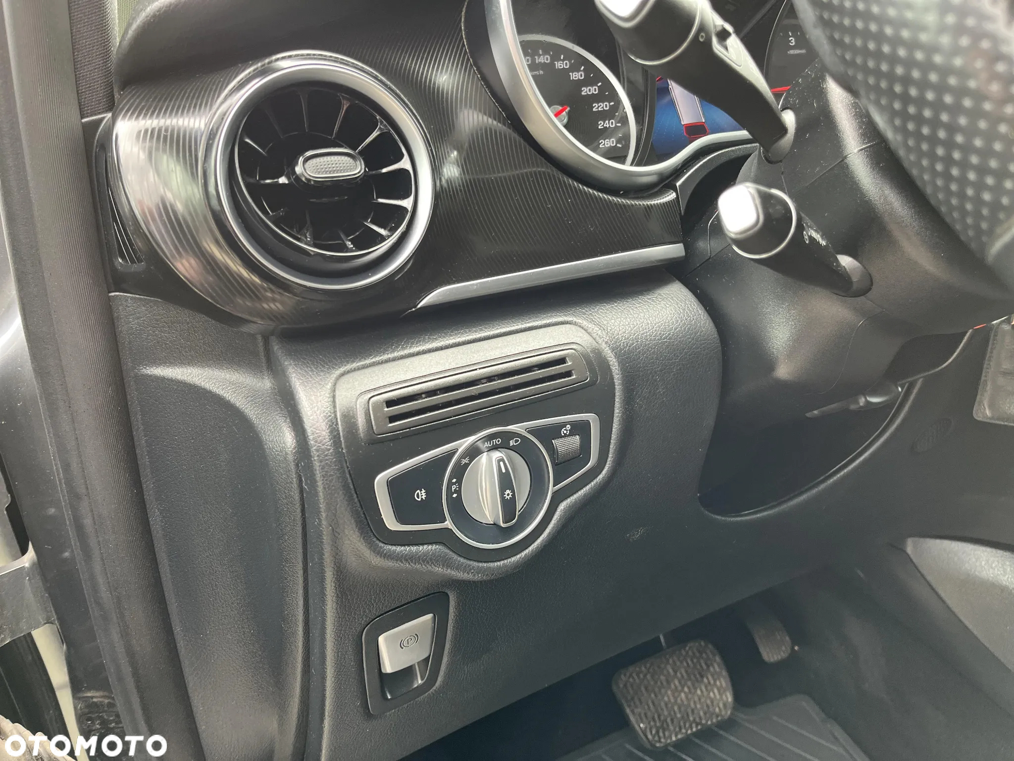 Mercedes-Benz Klasa V 220 d 4-Matic 9G-Tronic (d³ugi) - 23
