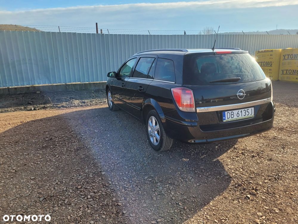 Opel Astra 1.6 Easytronic Cosmo - 3