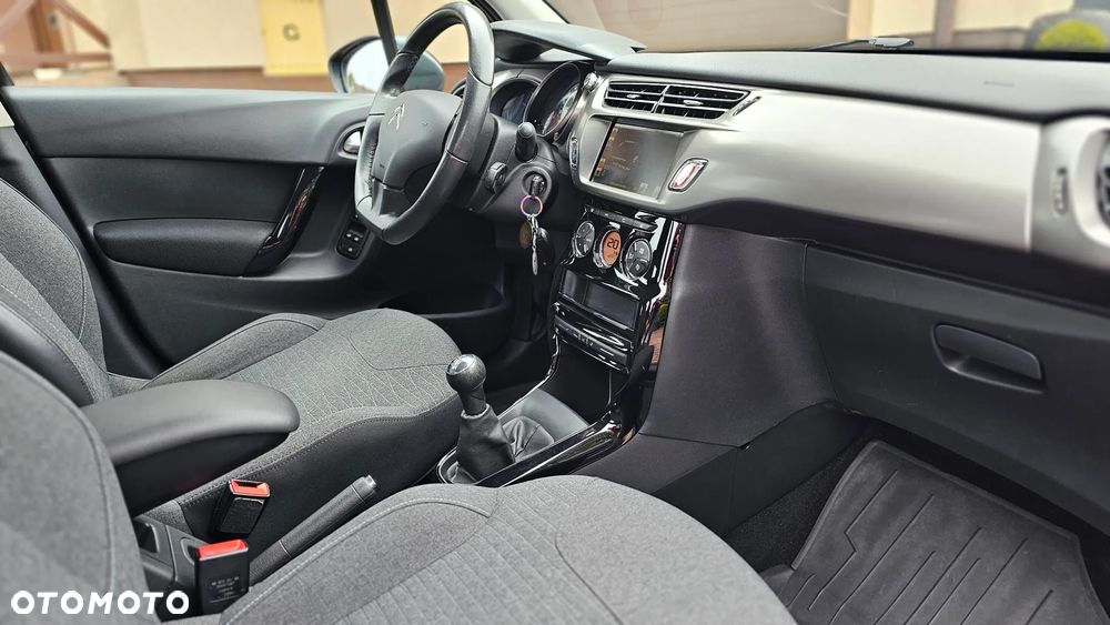 Citroën C3 1.6 BlueHDi Shine S&S - 16