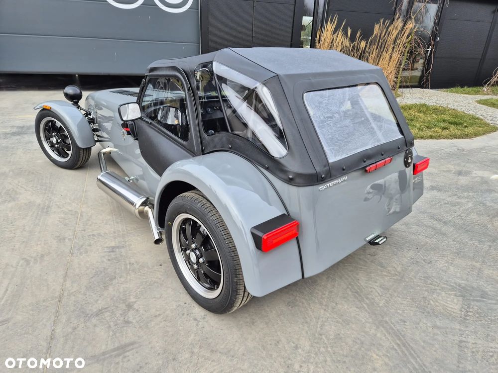Caterham Seven - 8