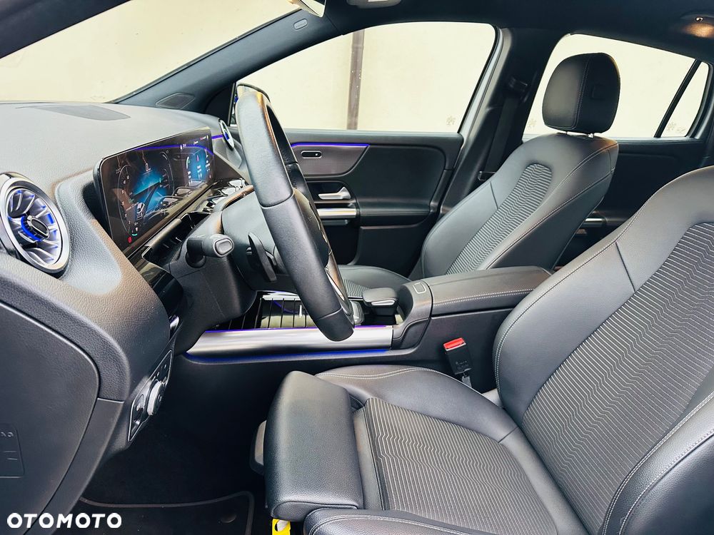 Mercedes-Benz EQA 250 - 22