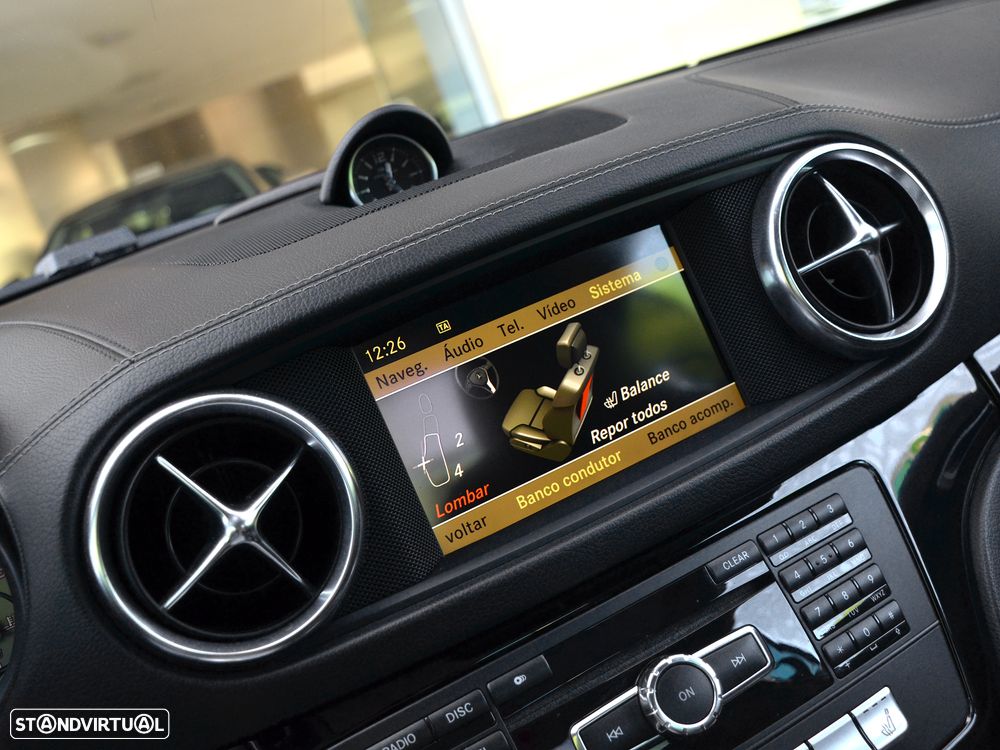 Mercedes-Benz SL 350 Standard - 39