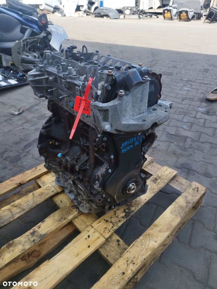 GOŁY SILNIK SŁUPEK MASTER III MOVANO B 2.3 DCI 150KM M9T678 - 2