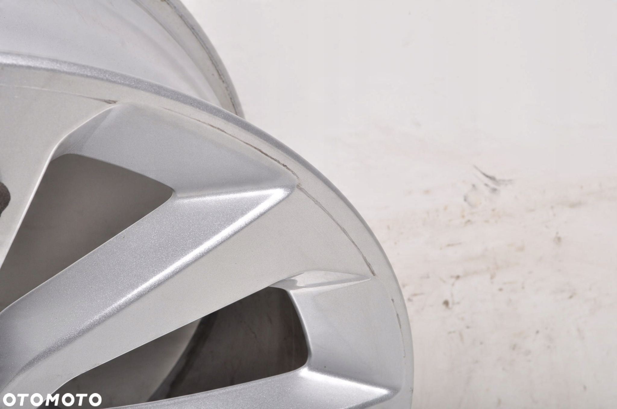 LAND ROVER DISCOVERY SPORT FELGA ALUMINIOWA R20" 8J 5X108 ET40 LK72-1007-CA - 5