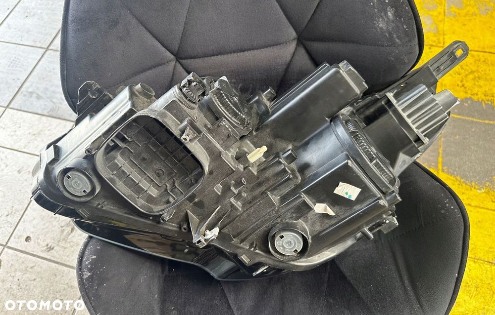 OPEL CROSSLAND X LAMPA REFLEKTOR H7 LED PRAWY EUROPA 13467968 - 9