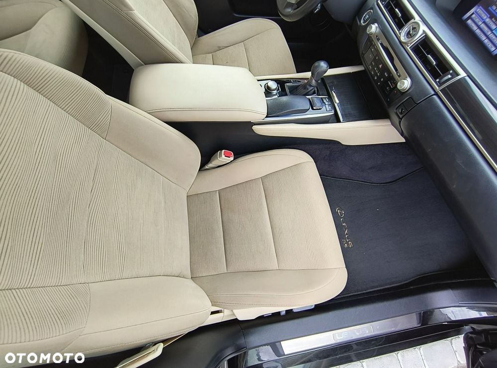 Lexus GS - 25