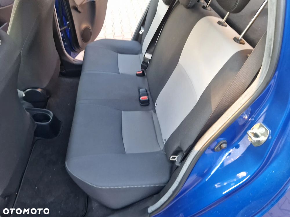 Toyota Yaris 1.5 Premium - 15
