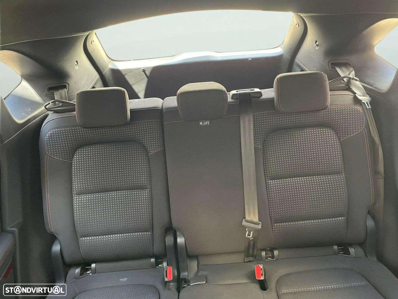 Ford Kuga 1.5 EcoBoost ST-Line - 16