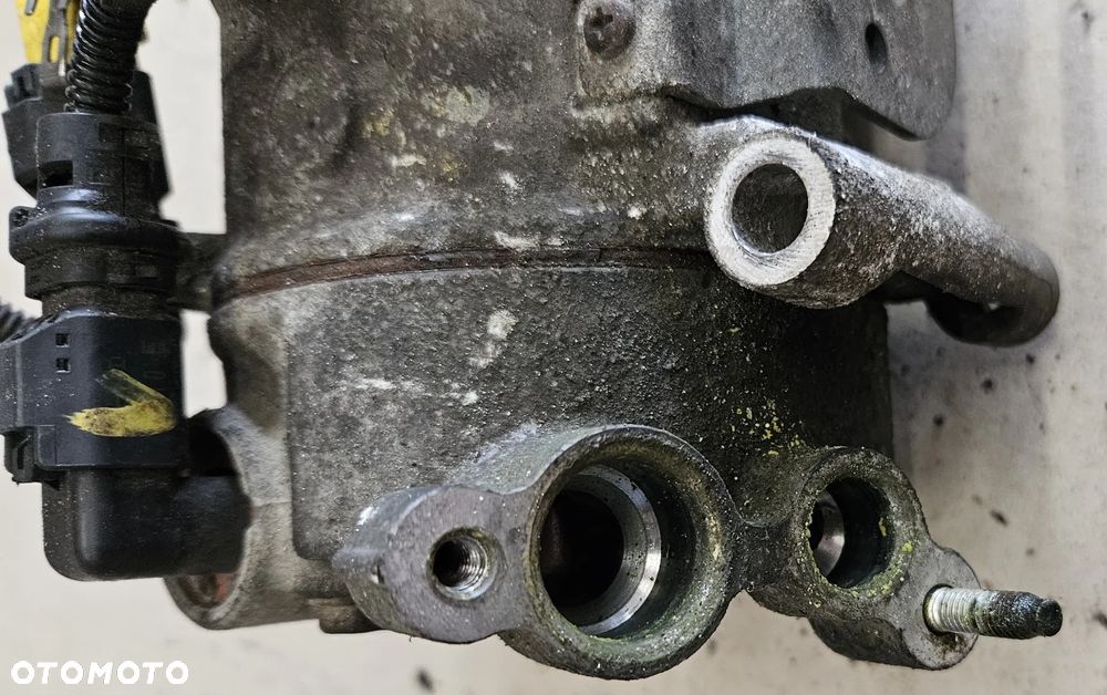 Peugeot Partner 308  Citroen C4 C5 X7 Berlingo  1.6 E-HDI kompresor sprezarka klimatyzacji 6971216280 9678656080 - 10