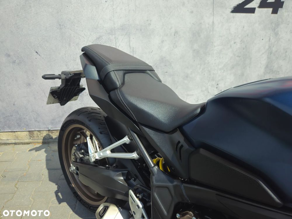 Honda CB - 28