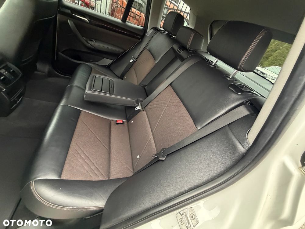 BMW X3 xDrive20d xLine - 31