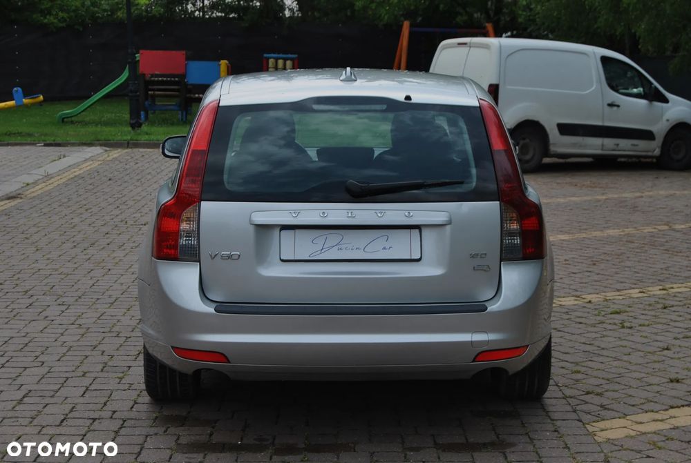 Volvo V50 1.6D Momentum - 16
