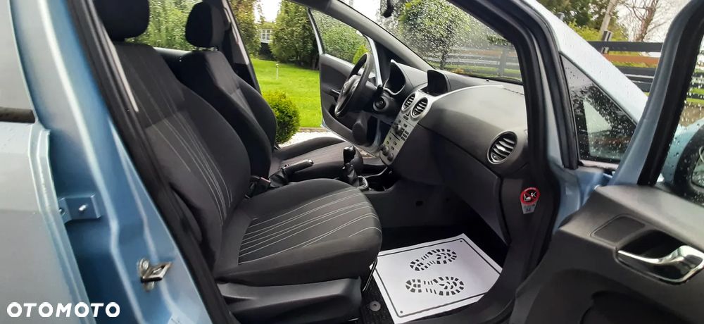 Opel Corsa - 35