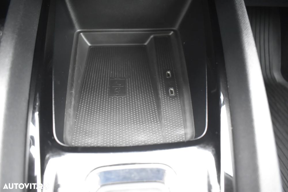 Skoda Octavia Combi 2.0 TDI DSG Style - 38