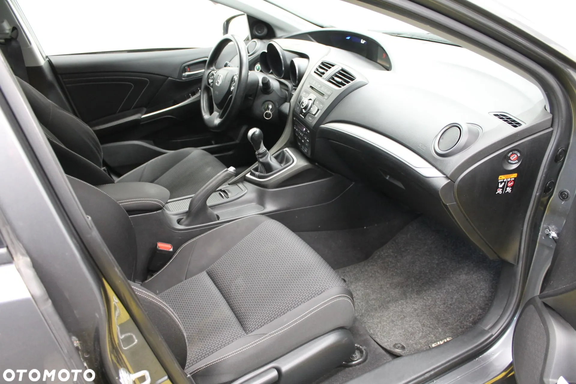 Honda Civic 1.8 Comfort - 11