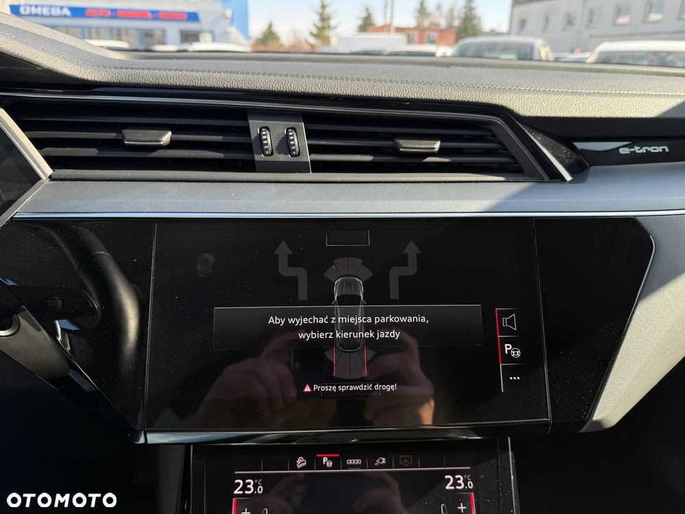 Audi Q8 e-tron 50 quattro advanced - 18