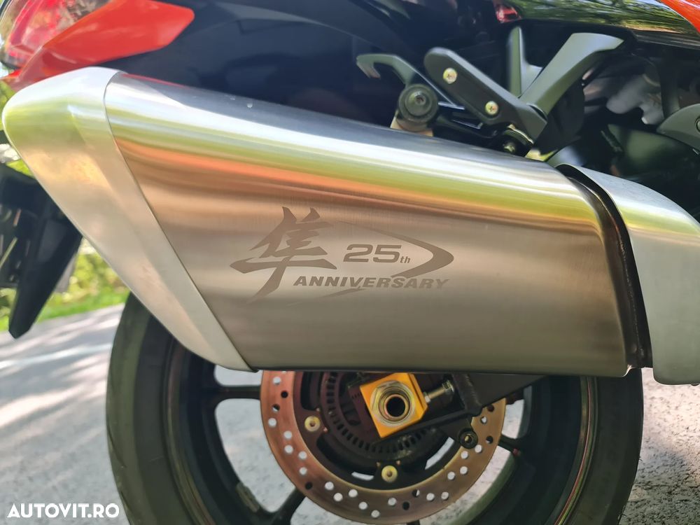 Suzuki GSX 1300R Hayabusa Limited Edition - 7