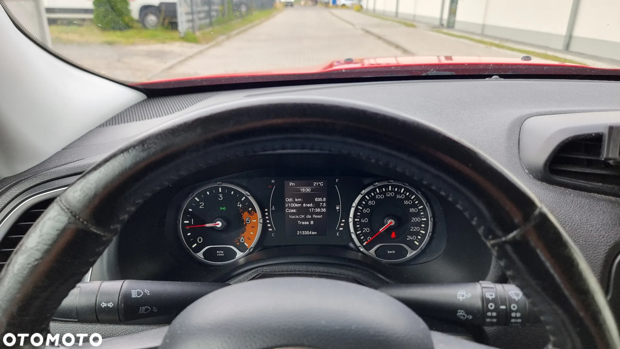 Jeep Renegade 2.0 MultiJet Longitude 4WD S&S - 32