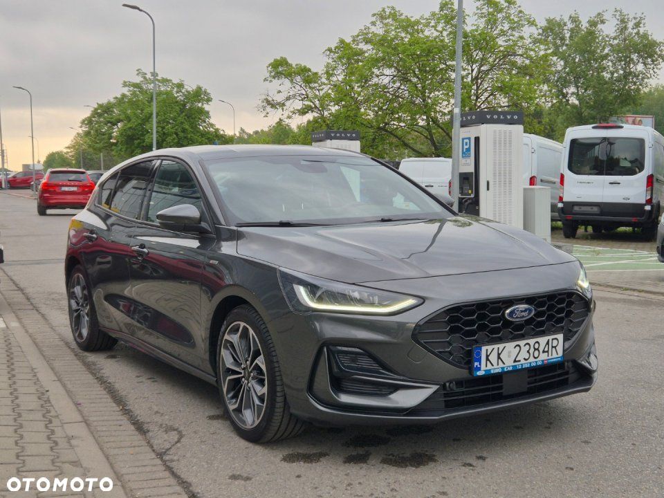 Ford Focus - 8