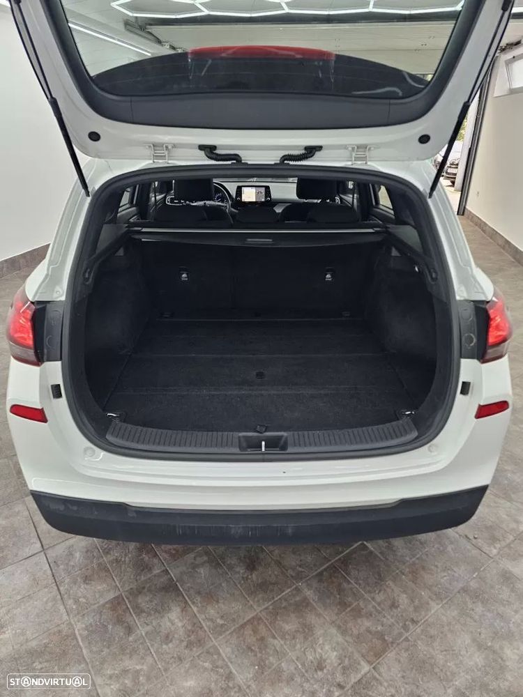 Hyundai i30 SW 1.0 T-GDi Comfort+Navi - 39