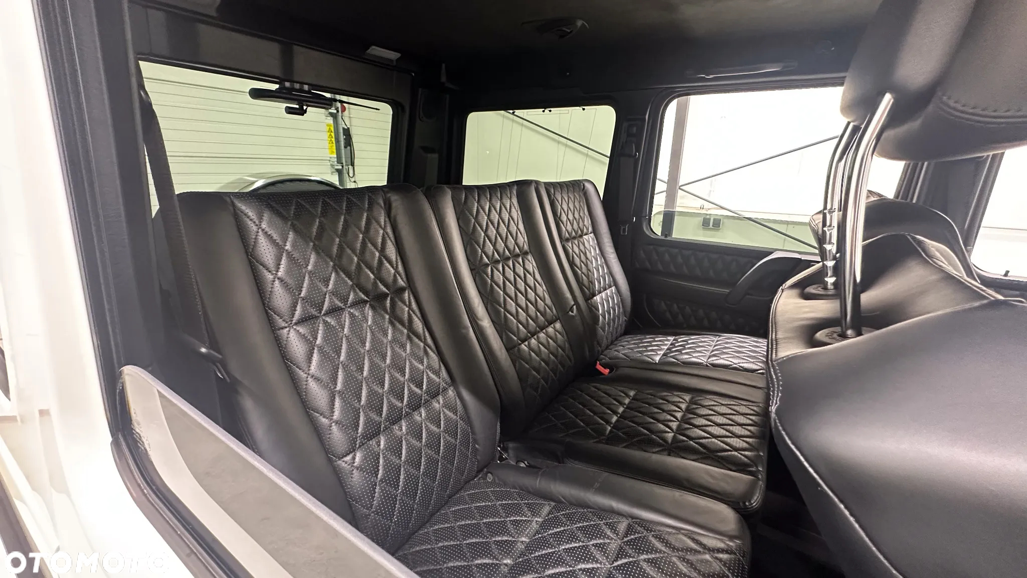 Mercedes-Benz Klasa G 63 AMG L - 30