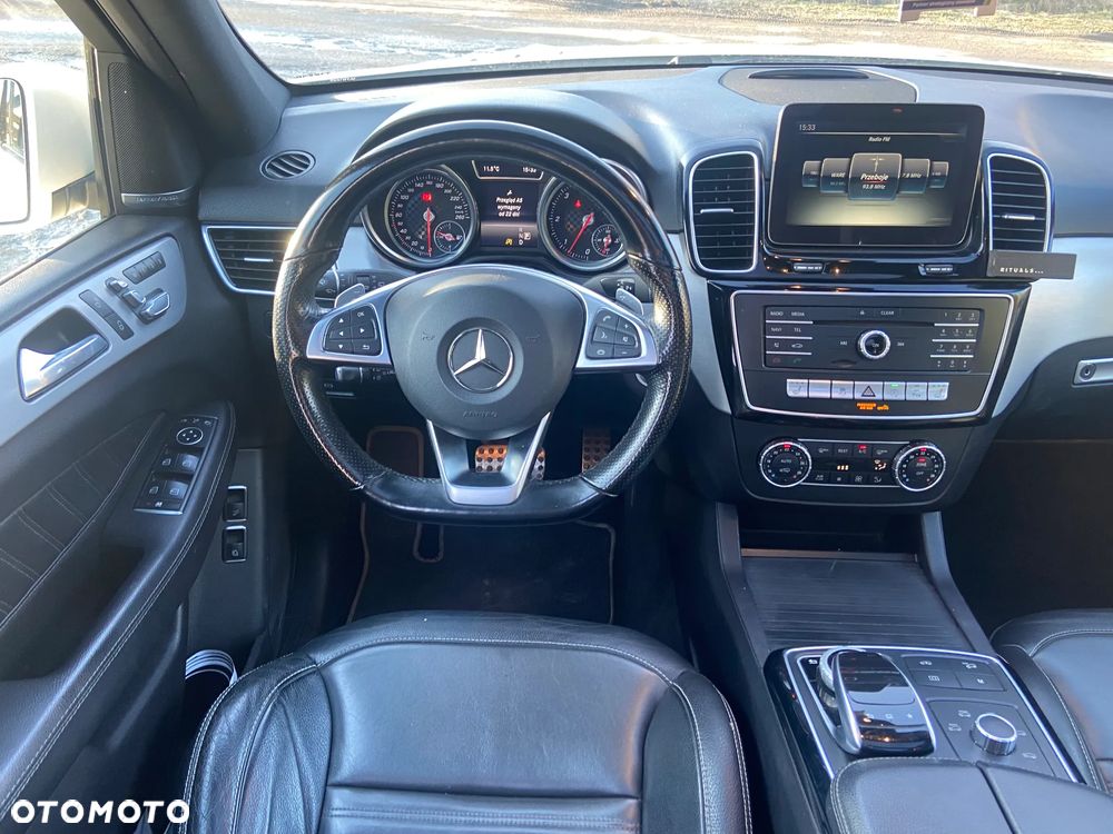 Mercedes-Benz GLE 350 d 4Matic 9G-TRONIC AMG Line - 12