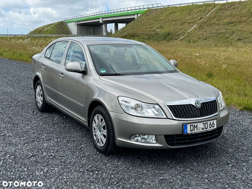 Skoda Octavia 1.6 Selection - 3