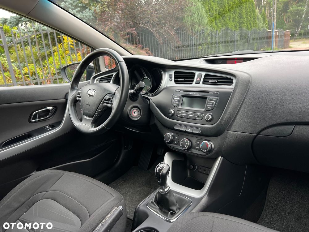Kia Ceed 1.4 CVVT - 22