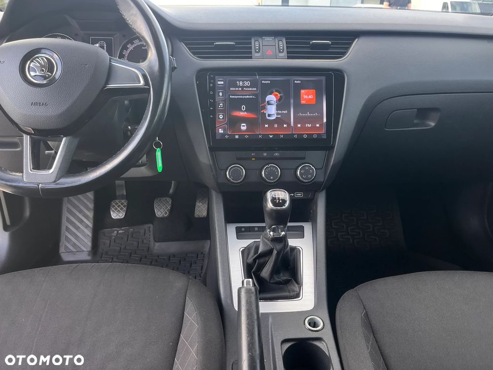 Skoda Octavia - 24