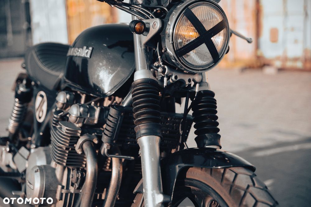 Kawasaki Zephyr - 20