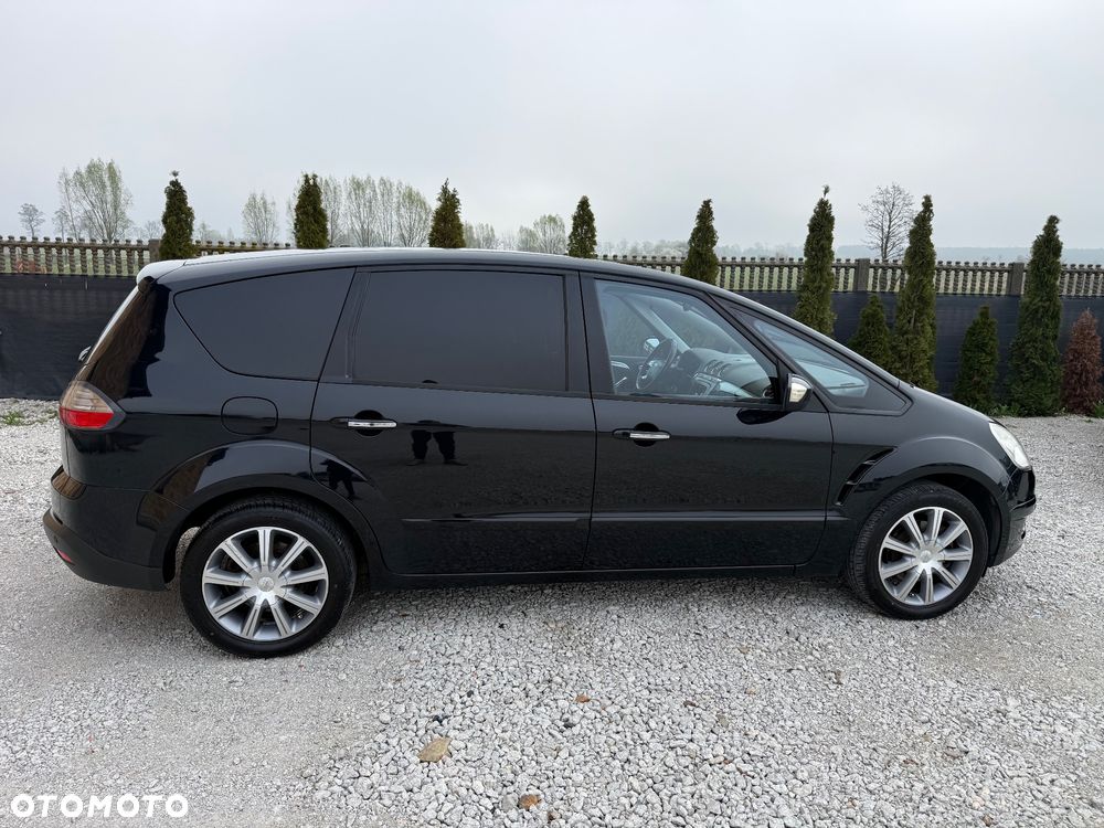 Ford S-Max - 10