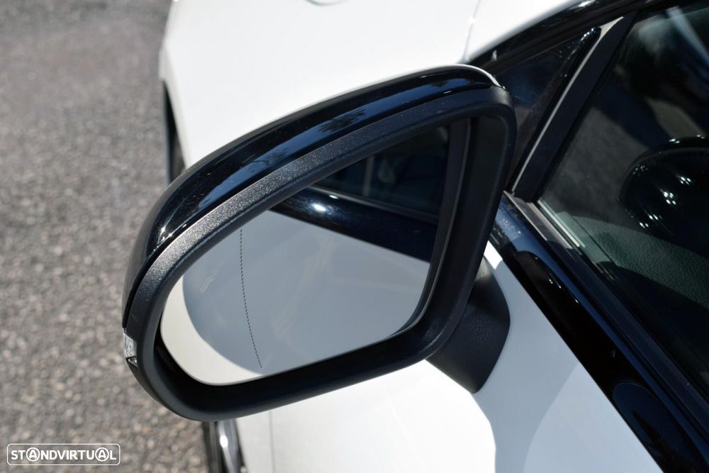 Mercedes-Benz CLA 180 d Shooting Brake AMG Line Aut. - 15