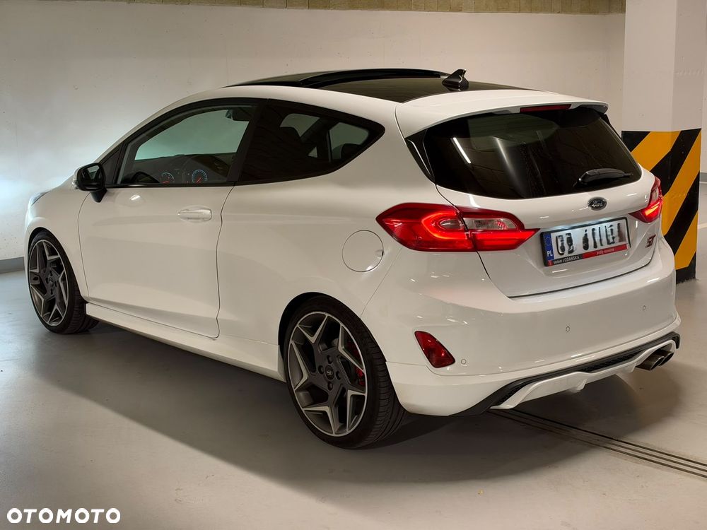 Ford Fiesta 2018 photo 4