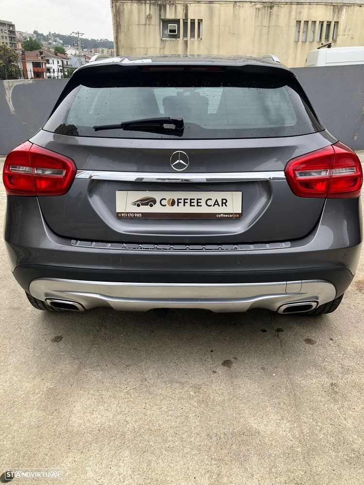 Mercedes-Benz GLA 200 - 9