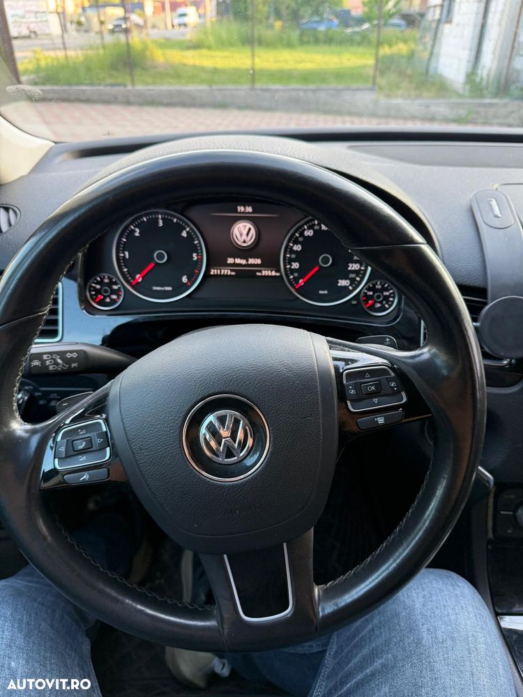 Volkswagen Touareg 3.0 V6 TDI SCR Blue Motion DPF Automatik Executive Edition - 9