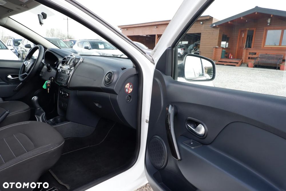 Dacia Sandero - 3