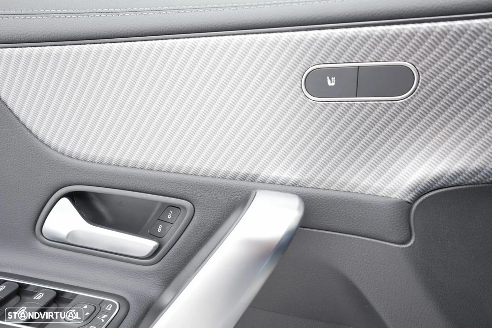 Mercedes-Benz CLA 200 Shooting Brake Progressive Aut. - 21