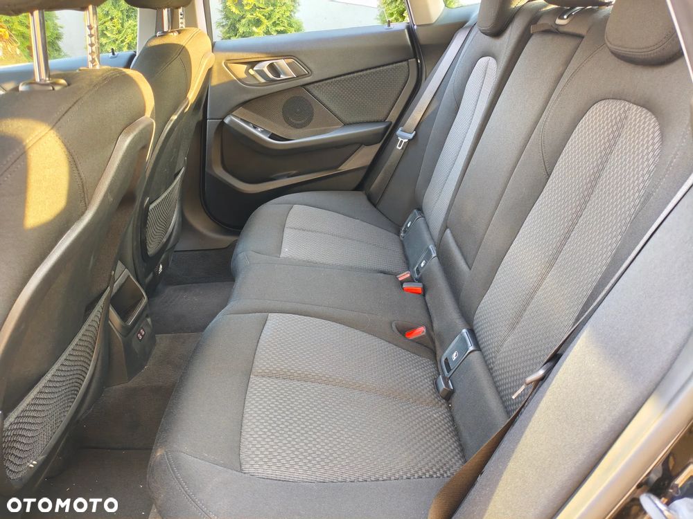 BMW Seria 2 - 24